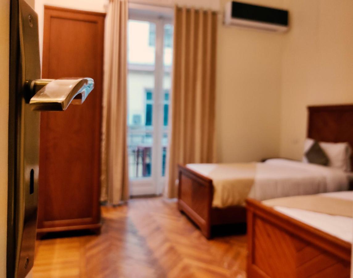 Albergue House